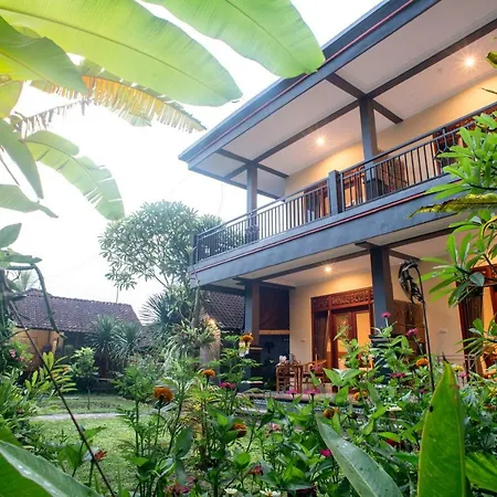 Shindu Home Stay Room 8